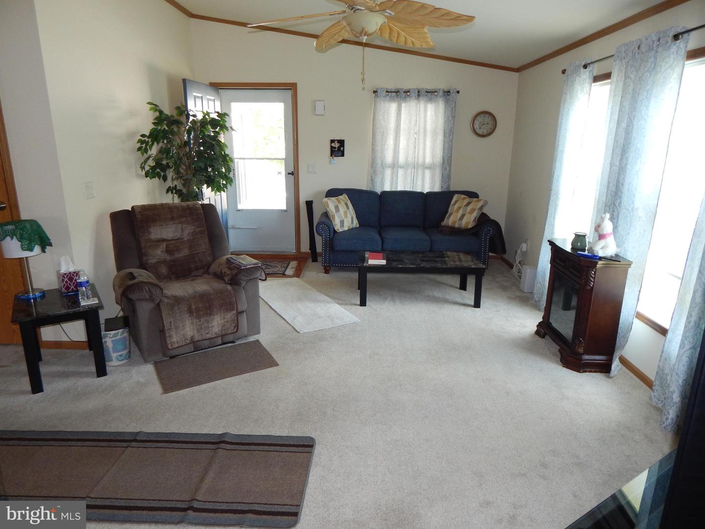 537 Weaver Dr #537 Property Photo 10