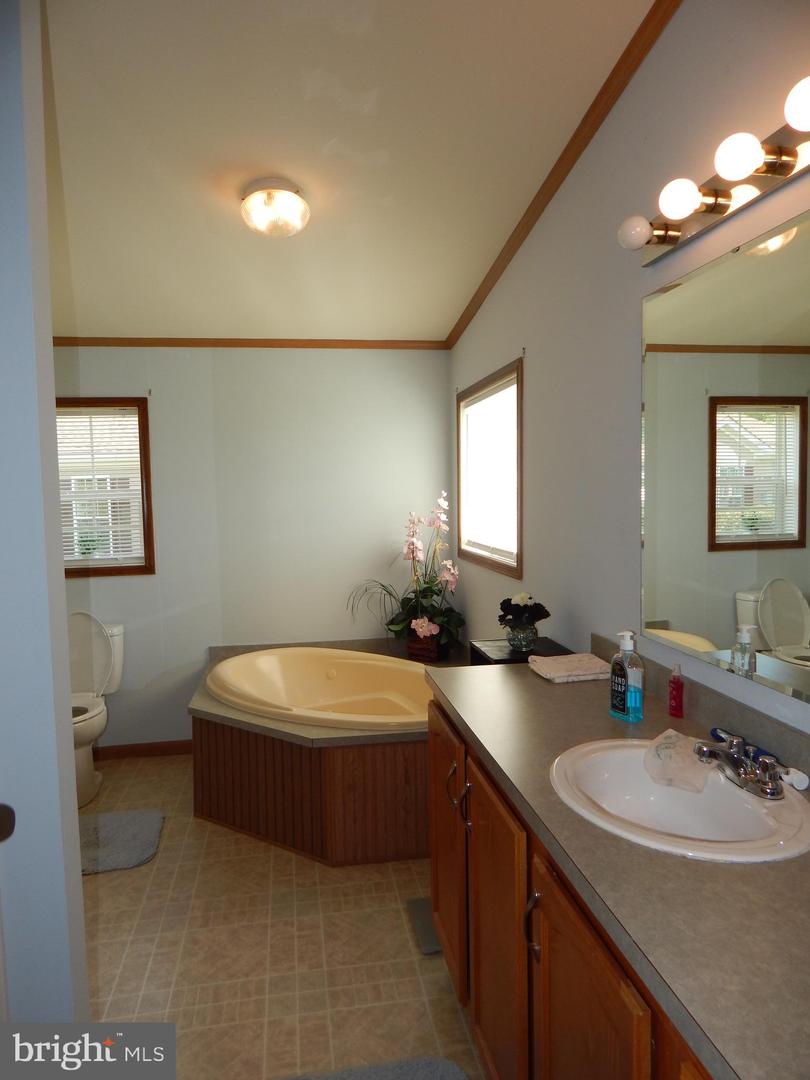 537 Weaver Dr #537 Property Photo 21
