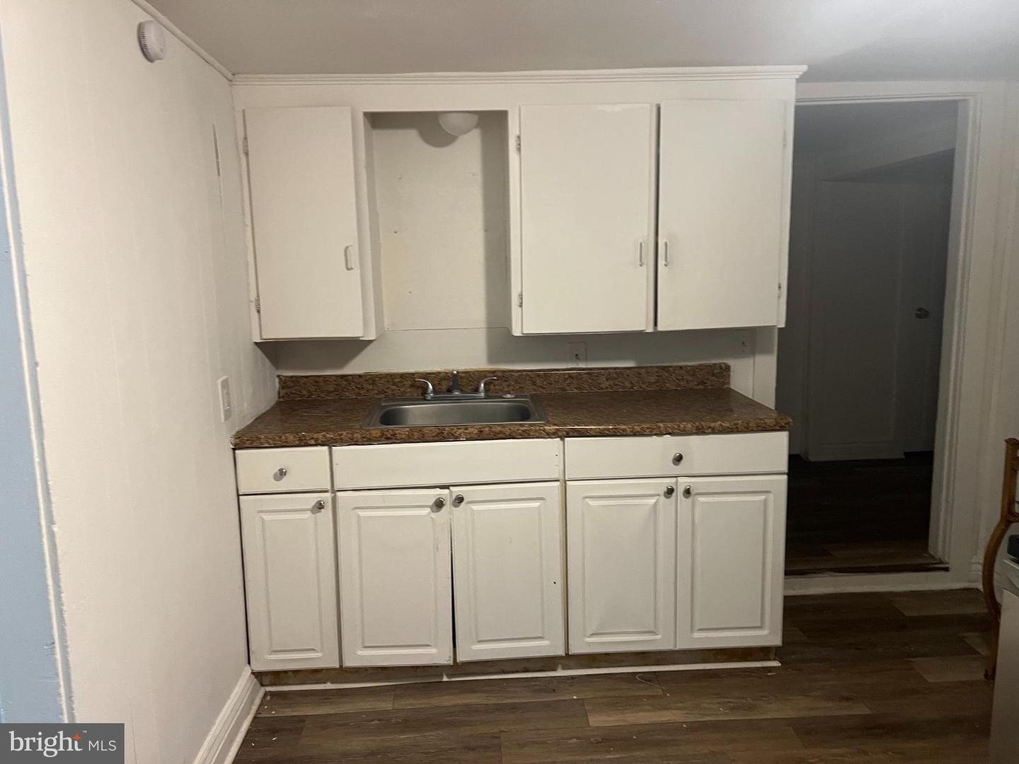 16 S New St #apt 1 Property Photo 4