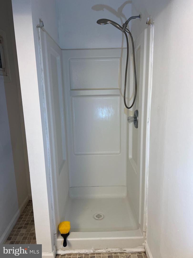 16 S New St #apt 1 Property Photo 12