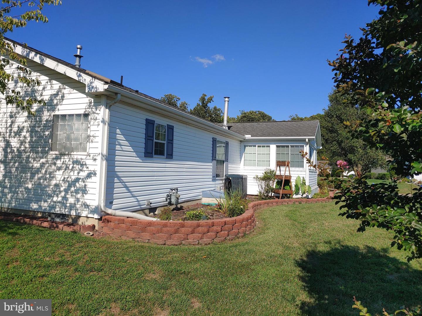 309 Persimmon Cir W #309 Property Photo 6