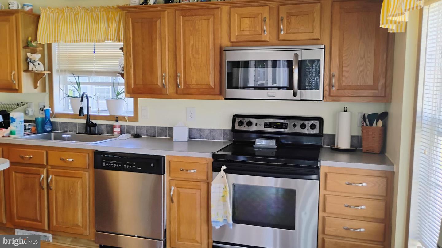 309 Persimmon Cir W #309 Property Photo 10