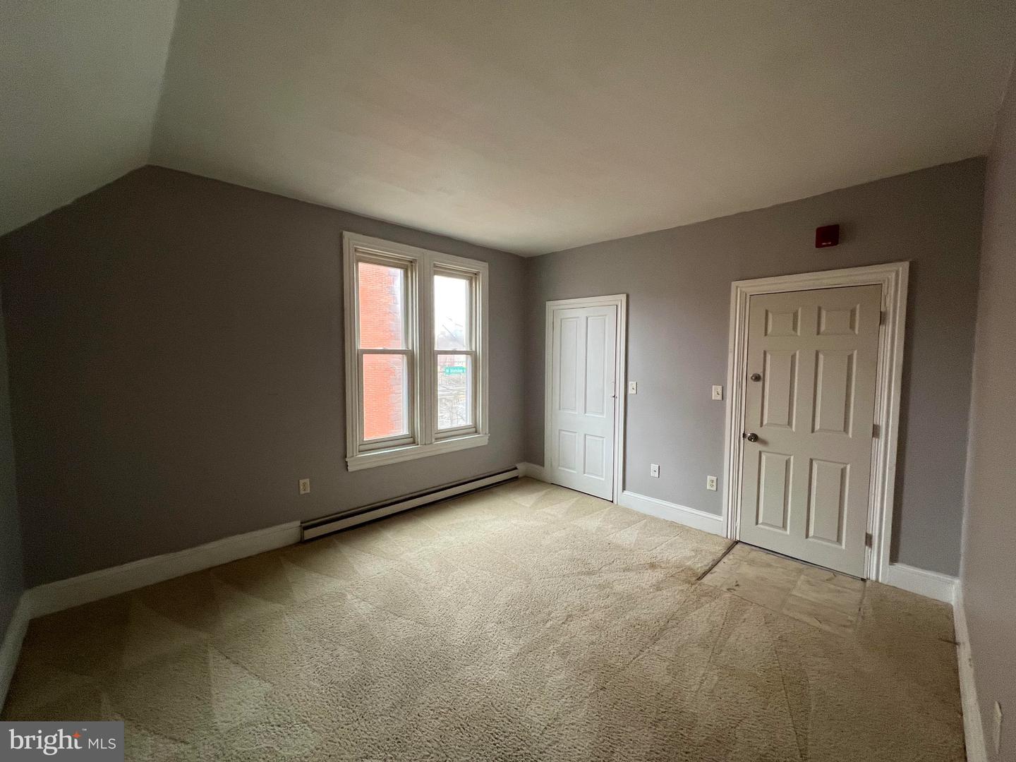 12 S State St Property Photo 3