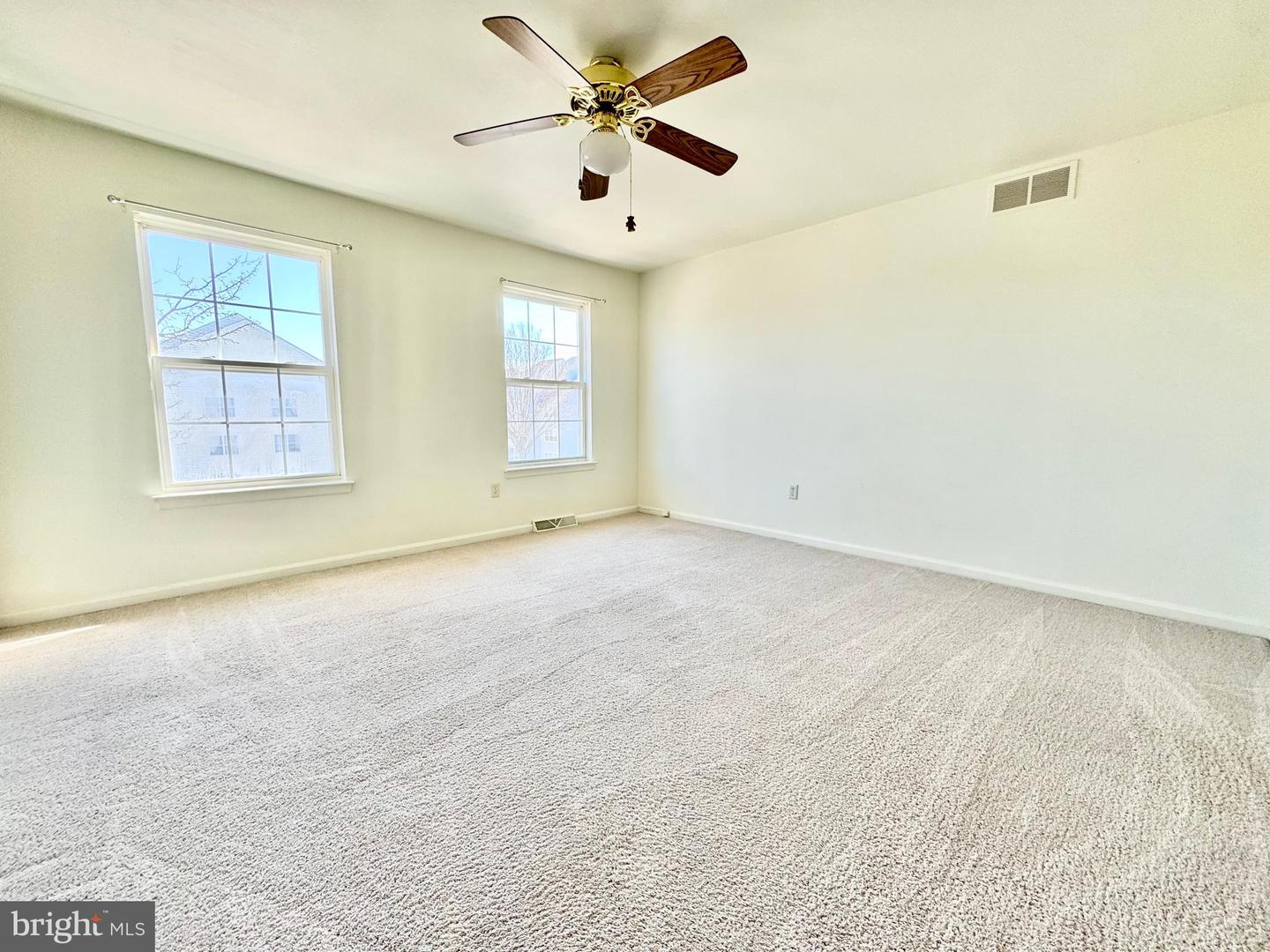 305 Charring Cross Dr Property Photo 13