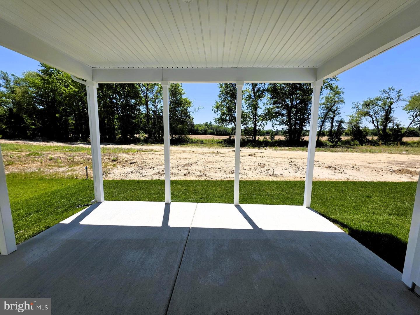 631 Resort Blvd Property Photo 15