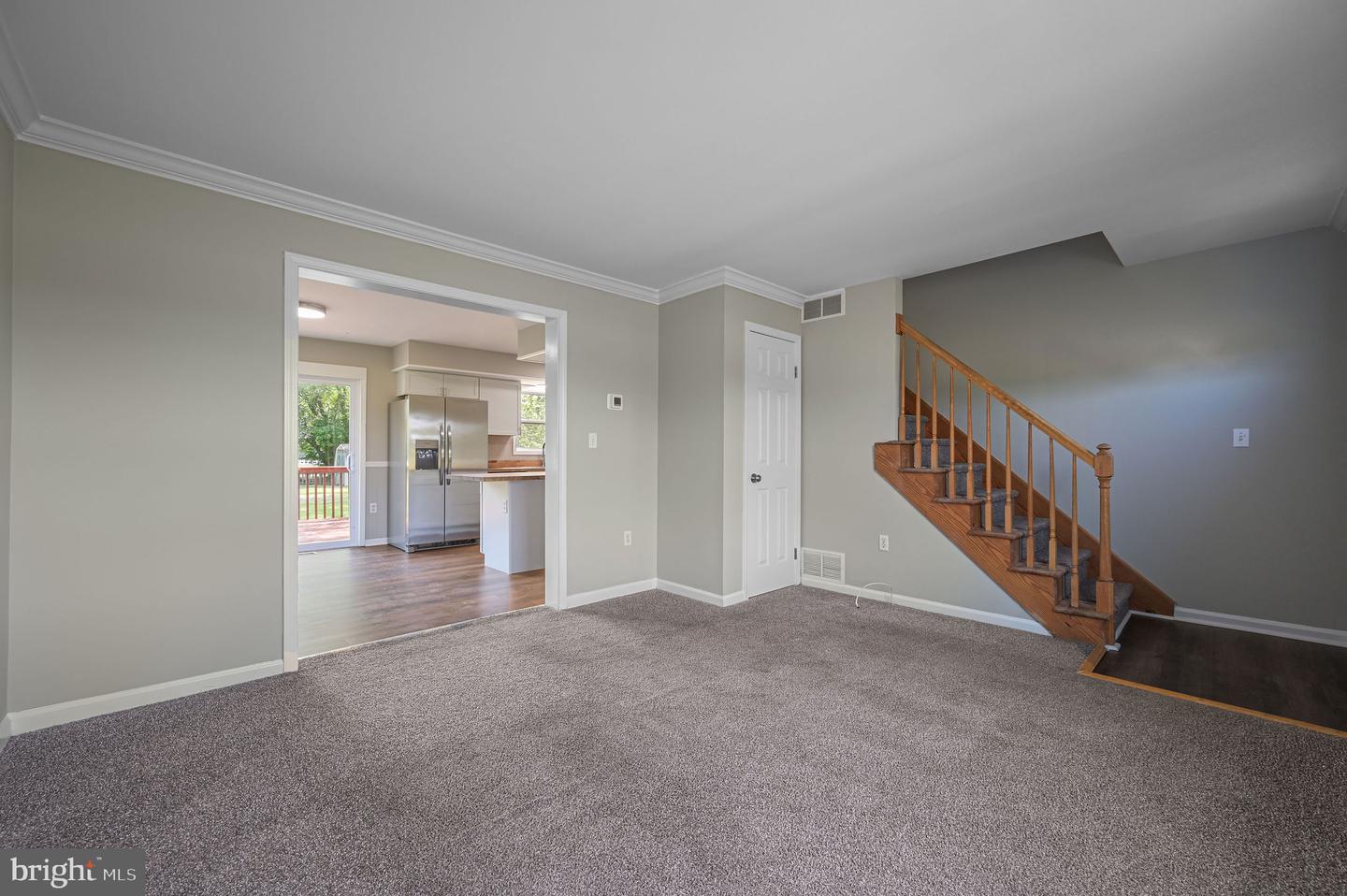 1074 Pearsons Corner Rd Property Photo 6
