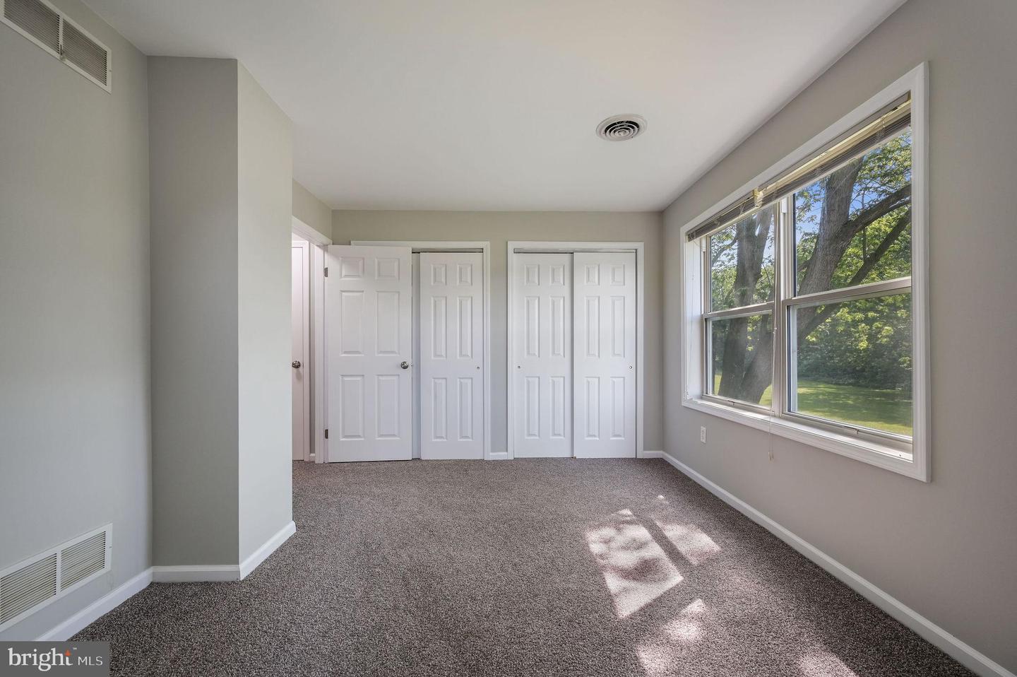 1074 Pearsons Corner Rd Property Photo 19