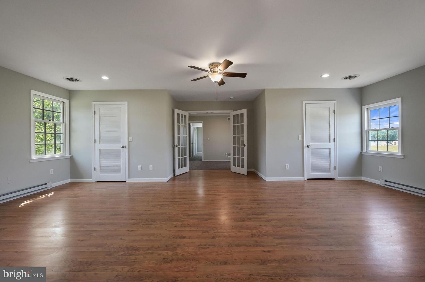 1074 Pearsons Corner Rd Property Photo 23