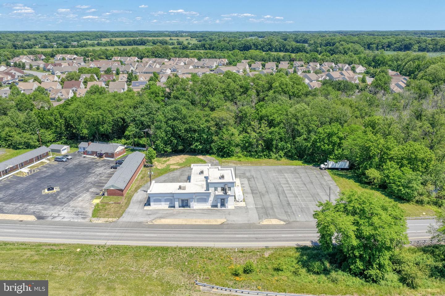 4167 S Dupont Blvd Property Photo 7