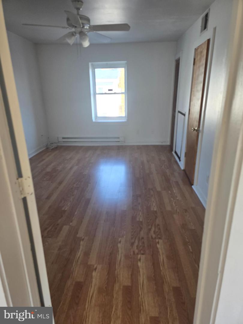 10 S Main St Property Photo 2