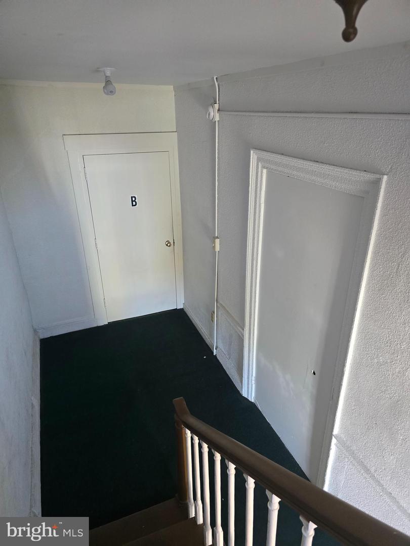 10 S Main St Property Photo 8