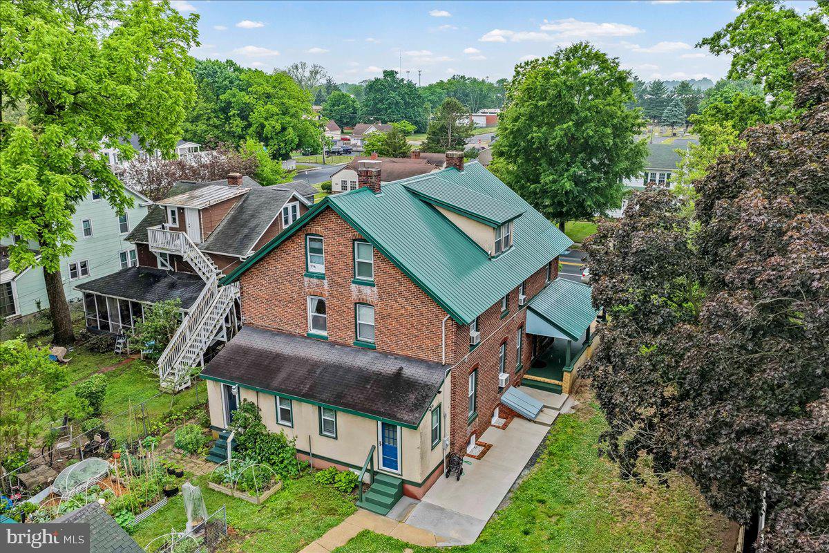 415 N Governors Ave Property Photo 10