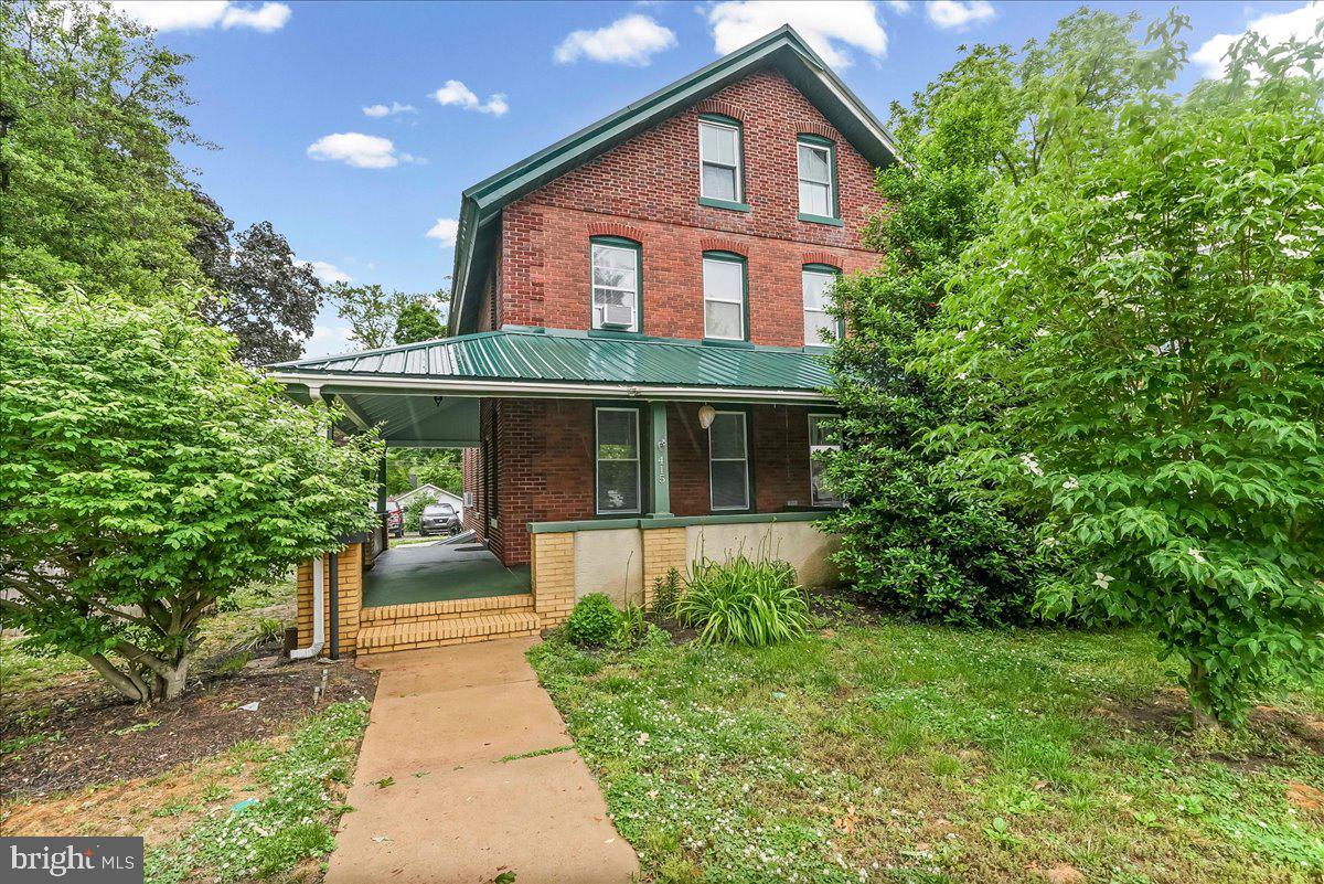 415 N Governors Ave Property Photo 40