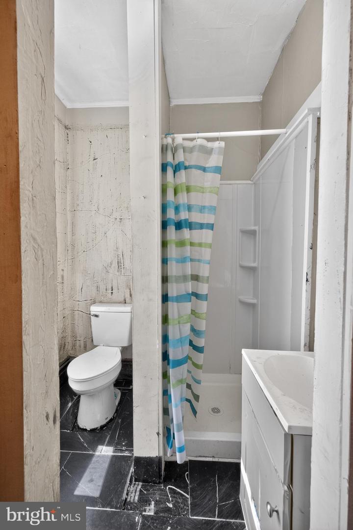 40 S Governors Ave #2 Property Photo 9