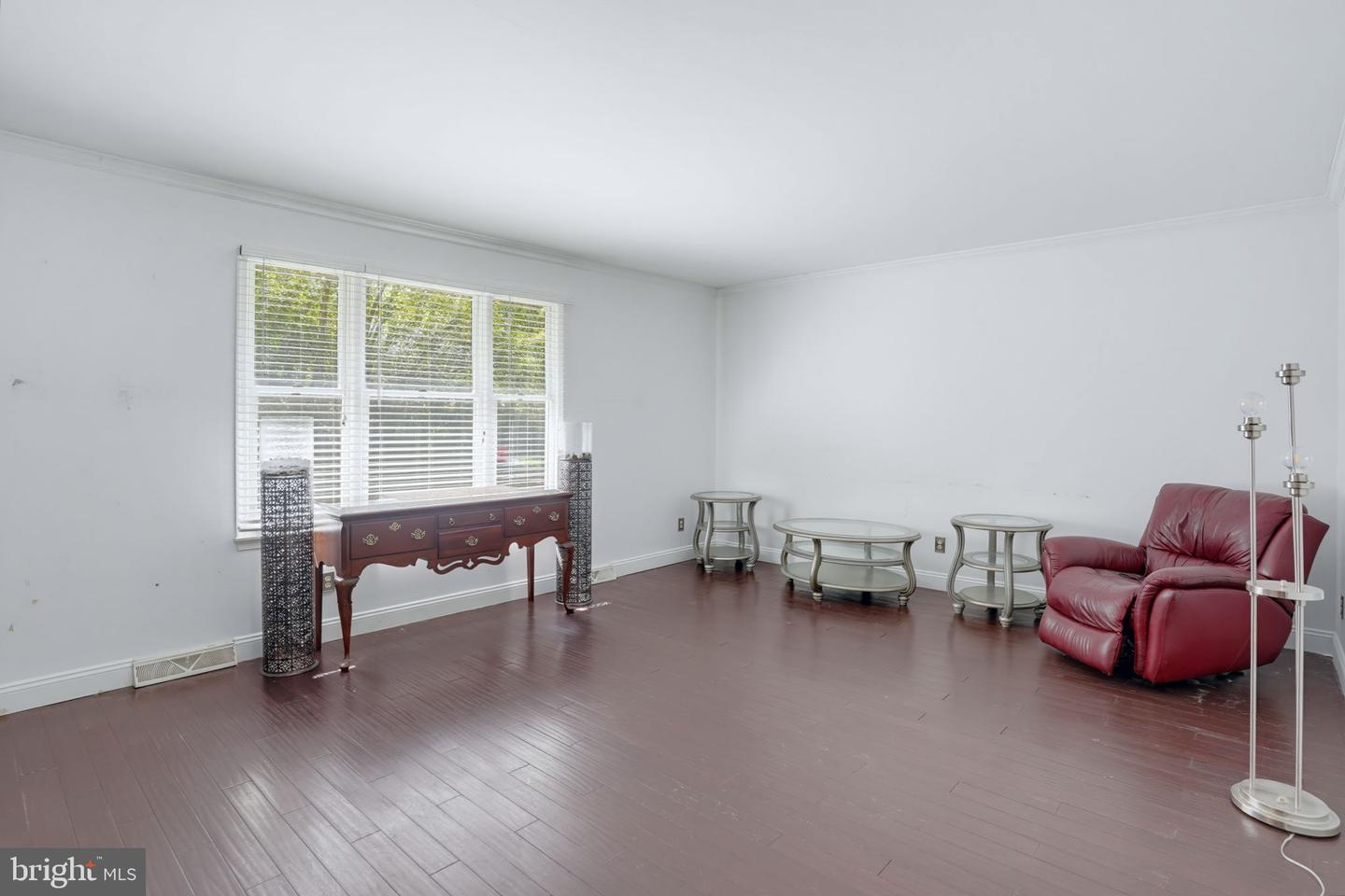 2660 Forrest Ave Property Photo 8