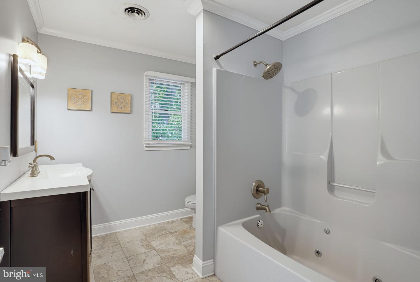 2660 Forrest Ave Property Photo 23