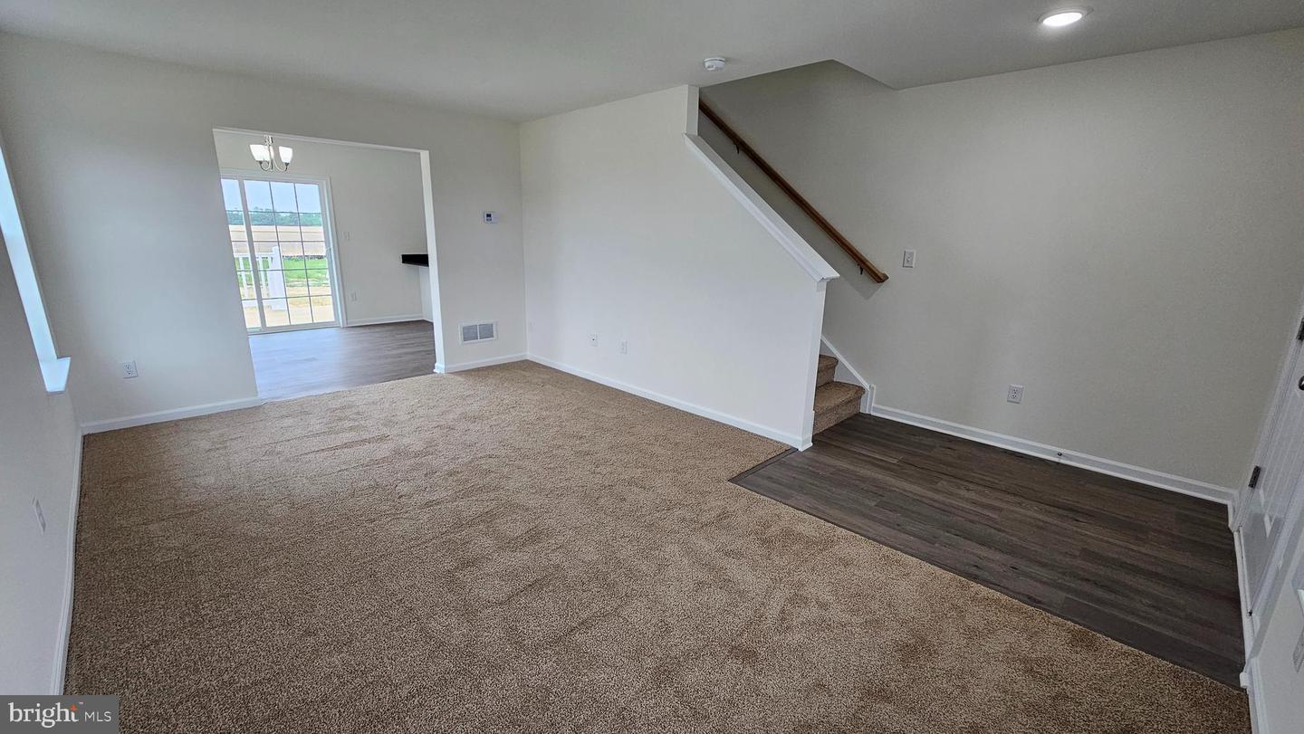 231 Doylestown Rd Property Photo 6