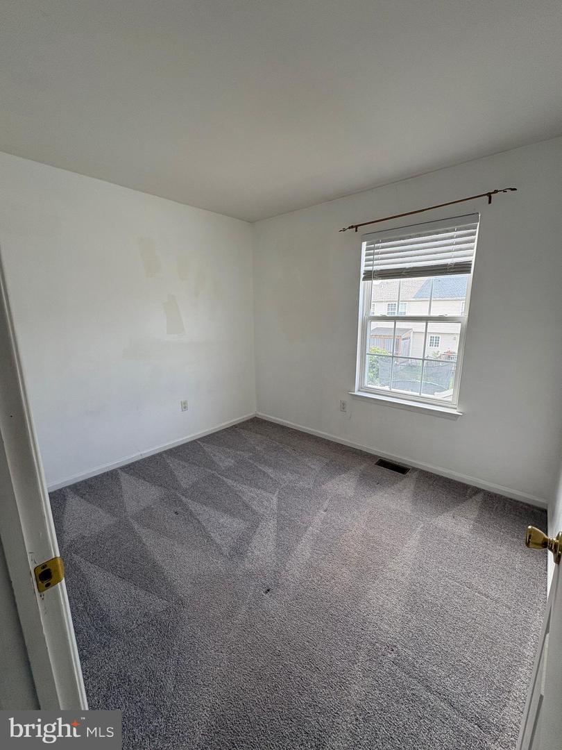 384 Braddock Rd Property Photo 13