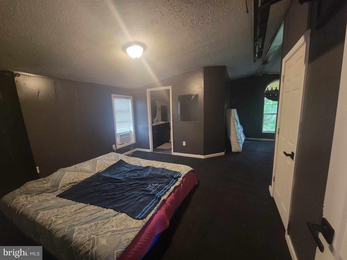 79 Jury Dr #2 Property Photo 16