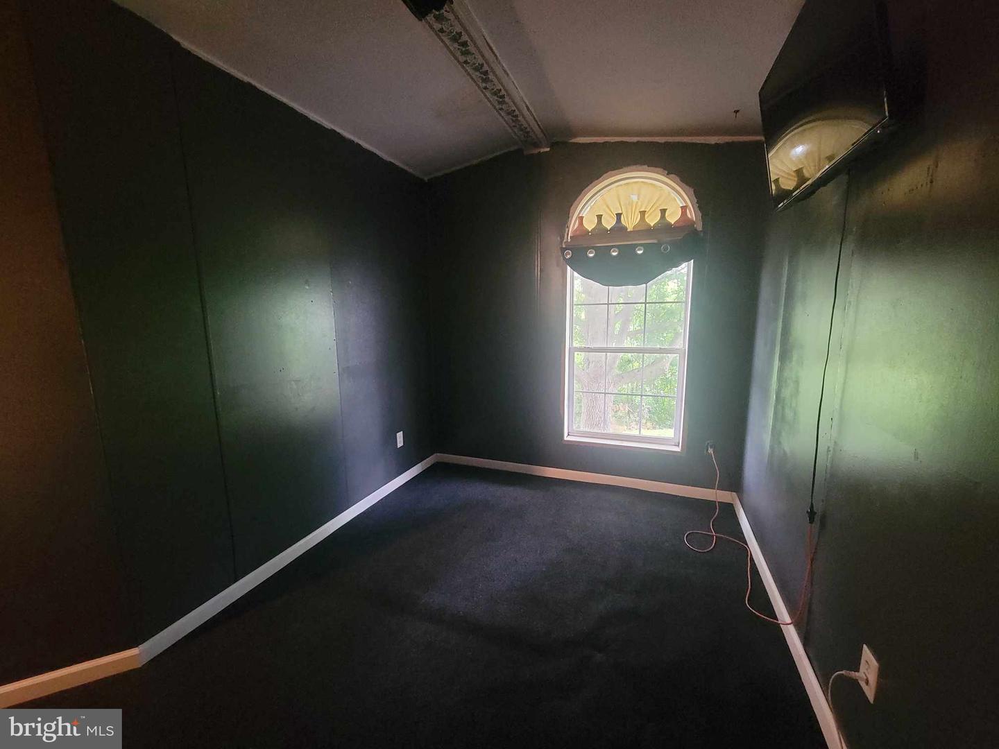 79 Jury Dr #2 Property Photo 17