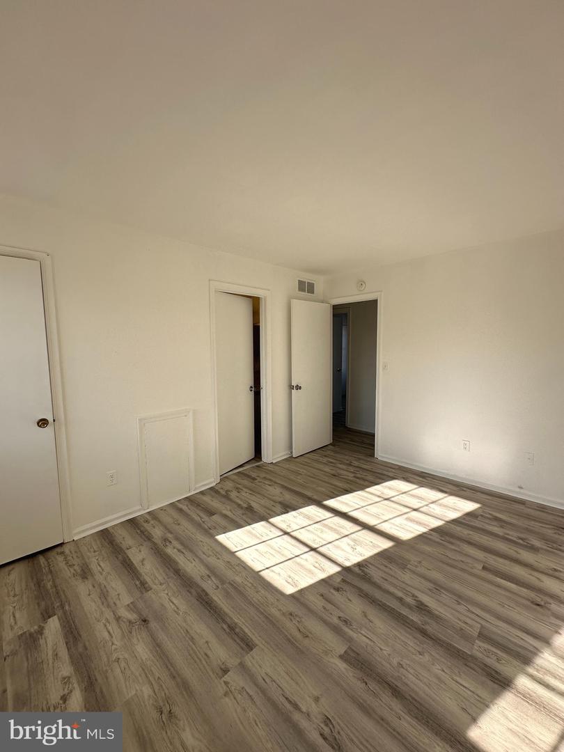 318 Stonebrook Pl Property Photo 7