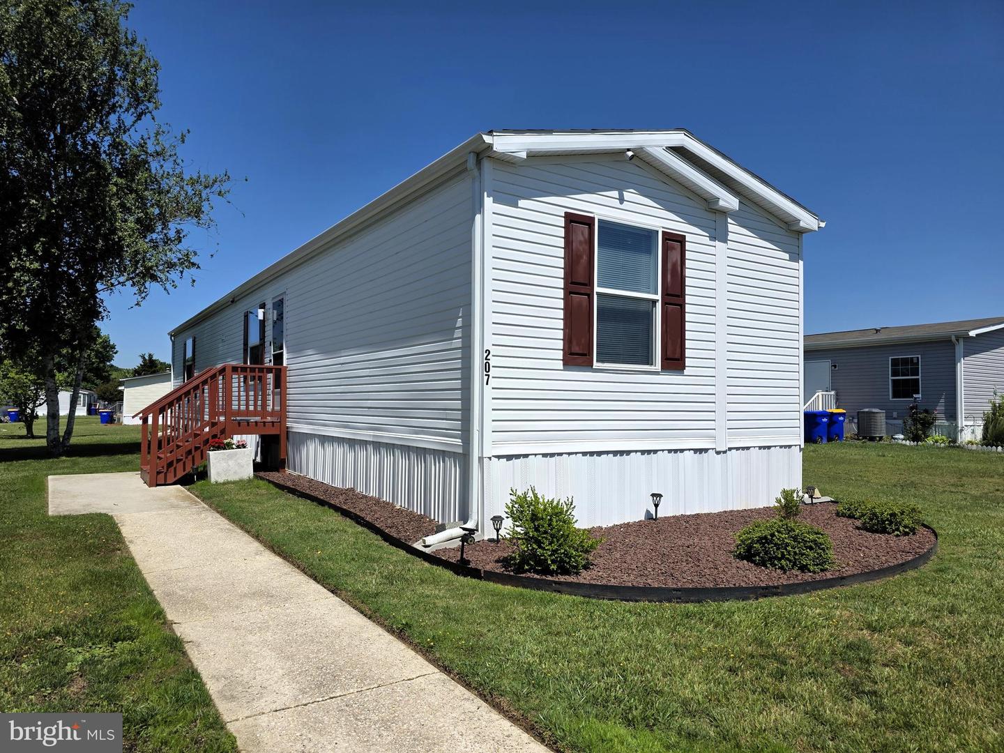 207 Humpsman Dr #181 Property Photo 13