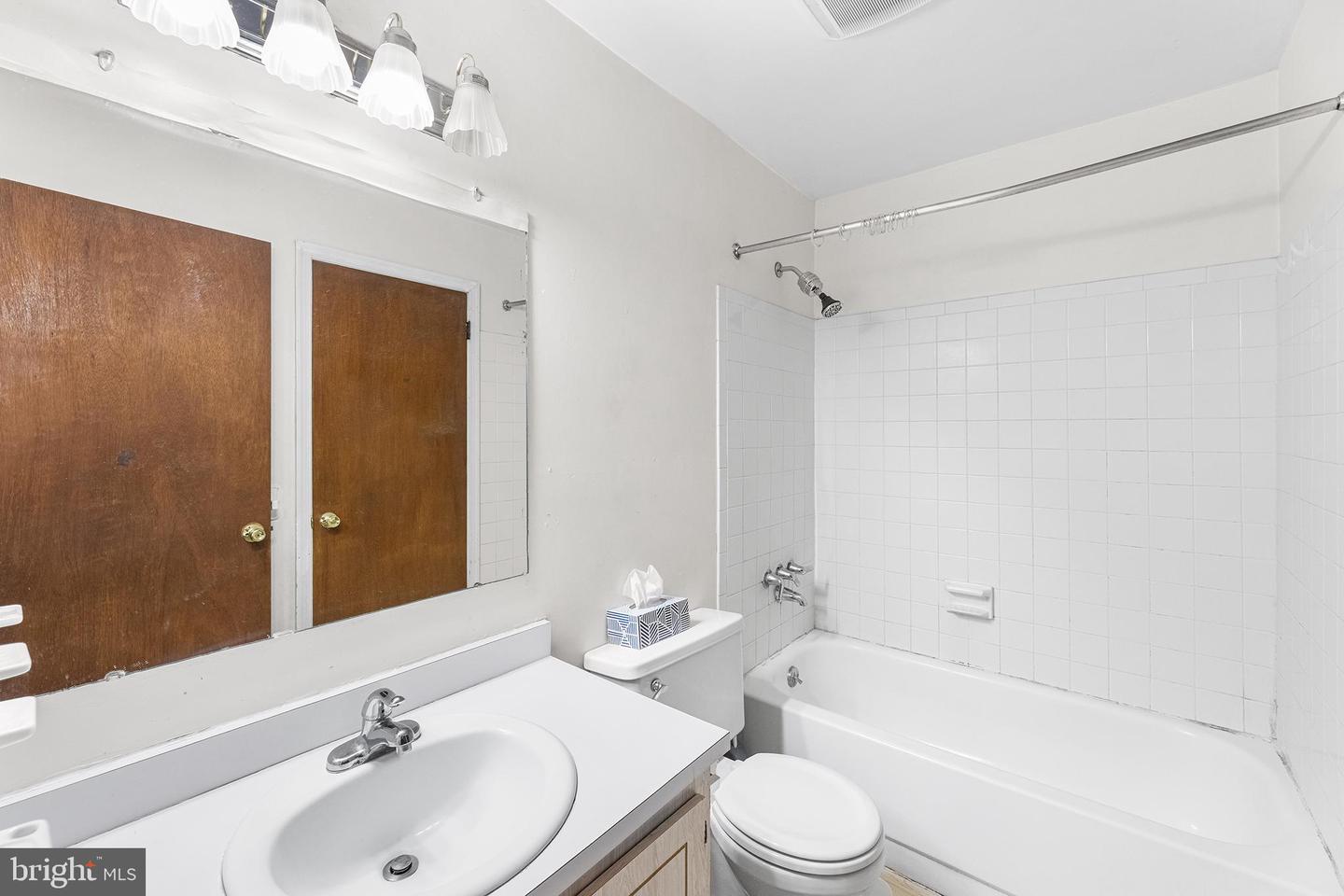 1148 Forrest Ave Property Photo 13