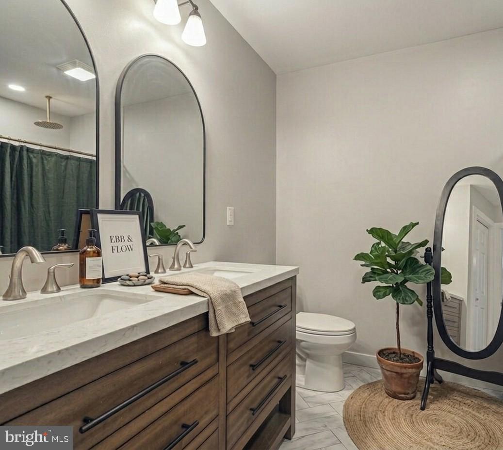 100 Wolcott St Property Photo 6