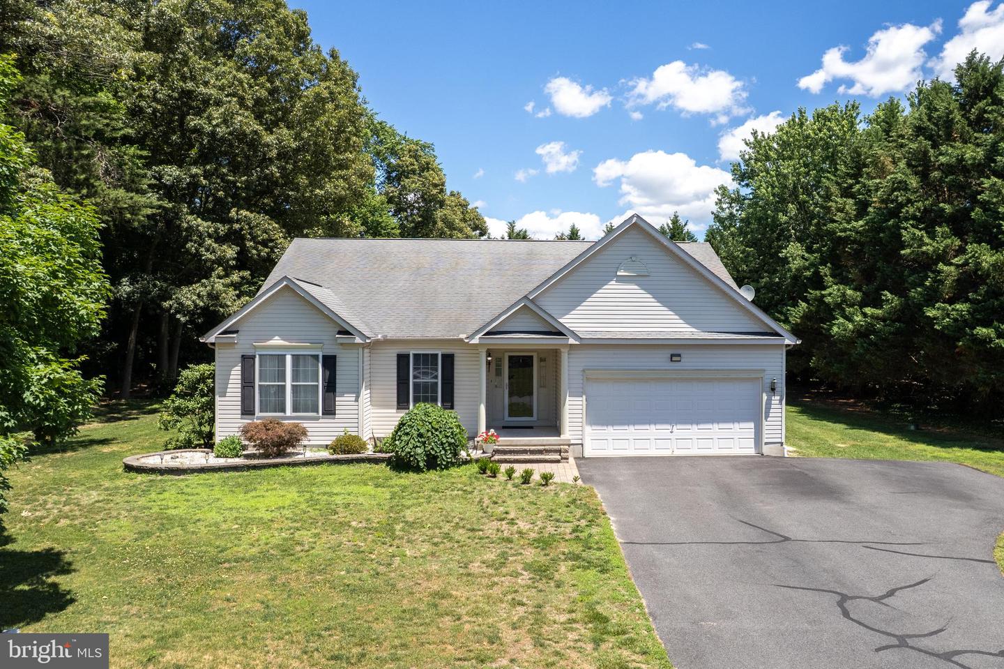 12 PETUNIA RD
