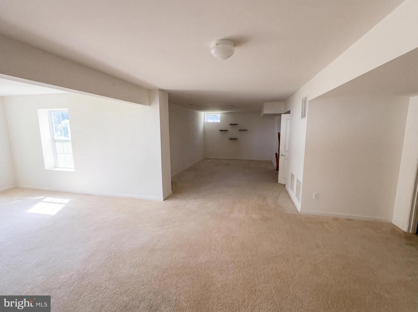 176 Bellflower Ln Property Photo 18
