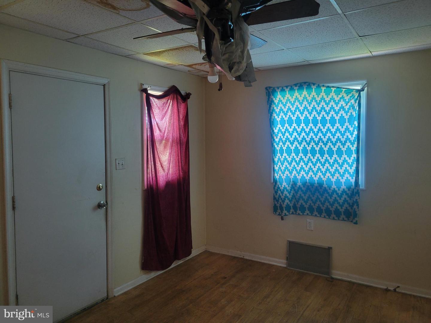 382 Ronald Ln Property Photo 16