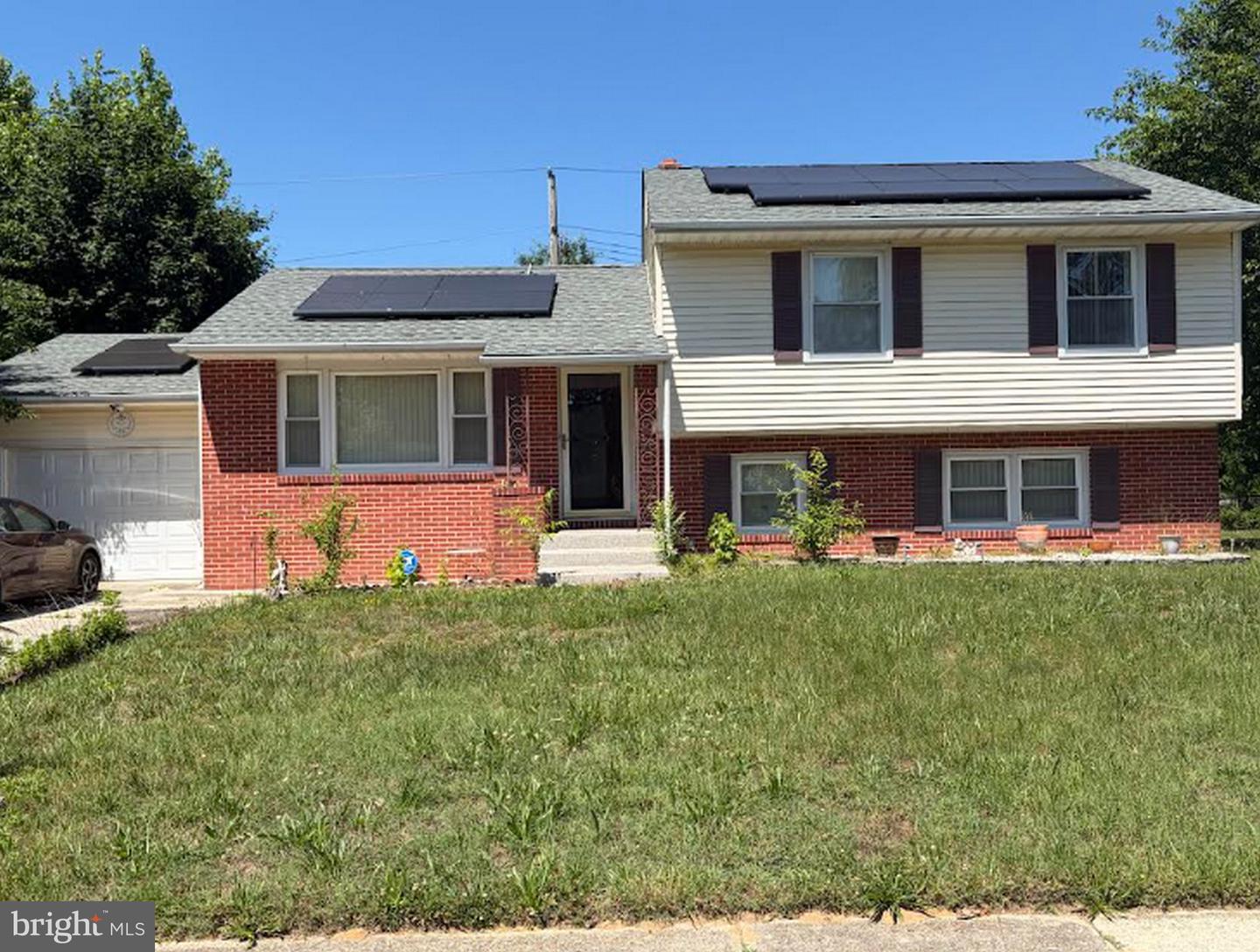 319 Gunning Bedford Dr Property Photo 1
