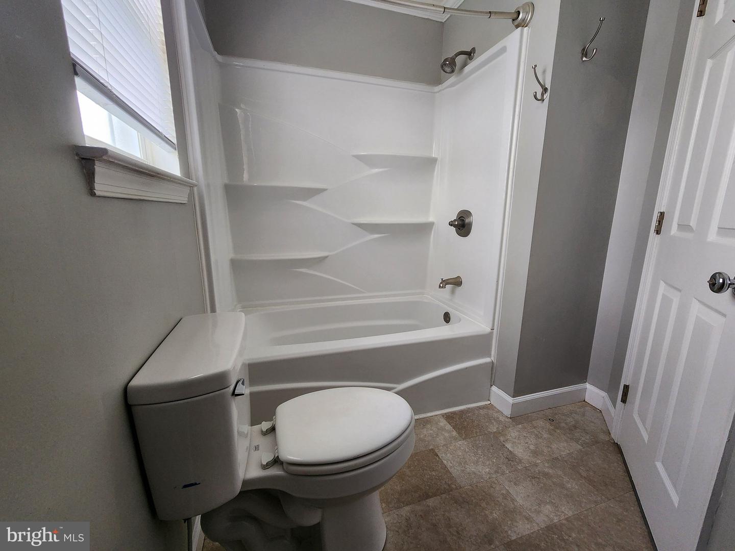 348 W Wind Dr Property Photo 11