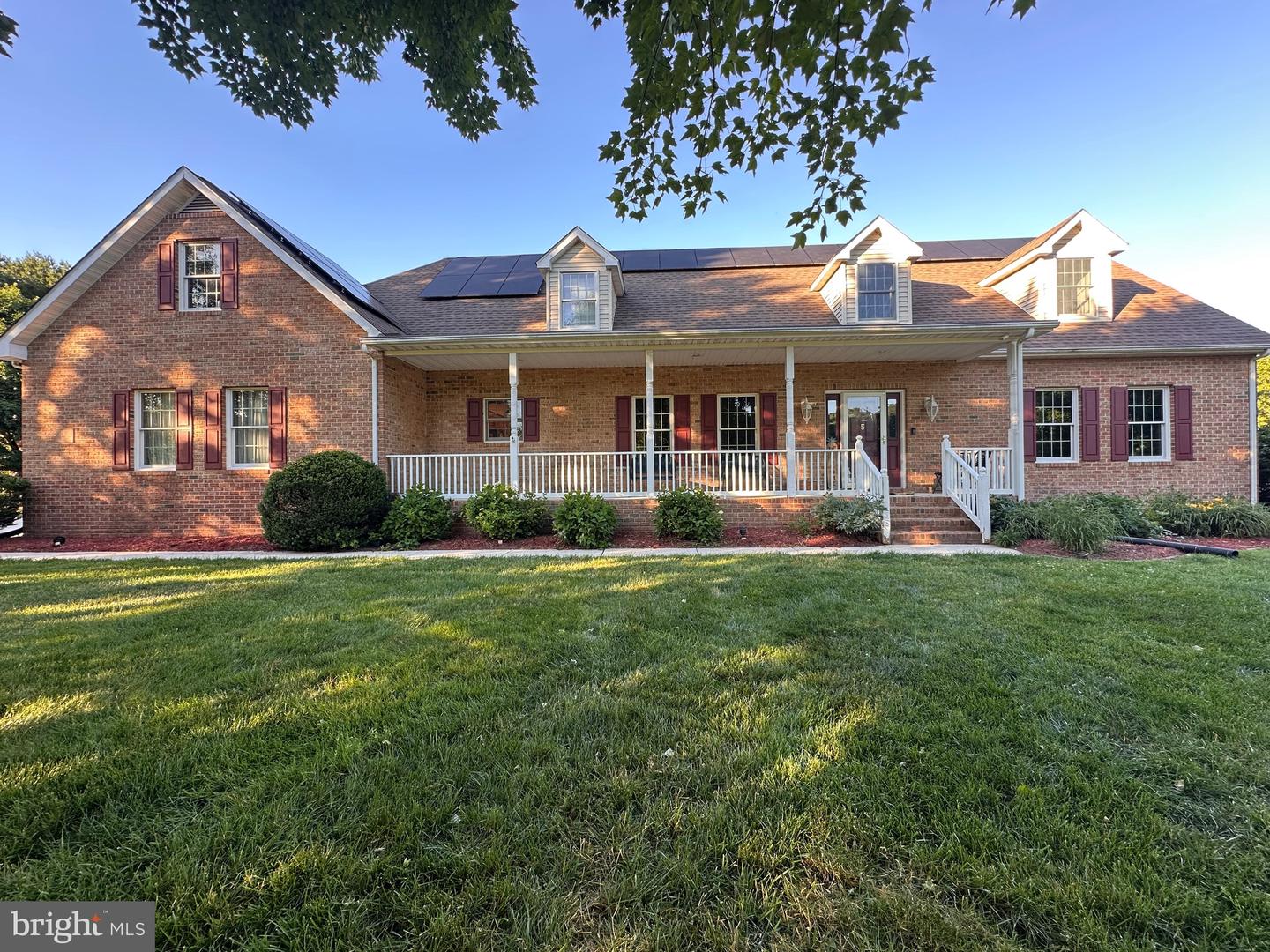 5 Pheasant Ln Property Photo 2