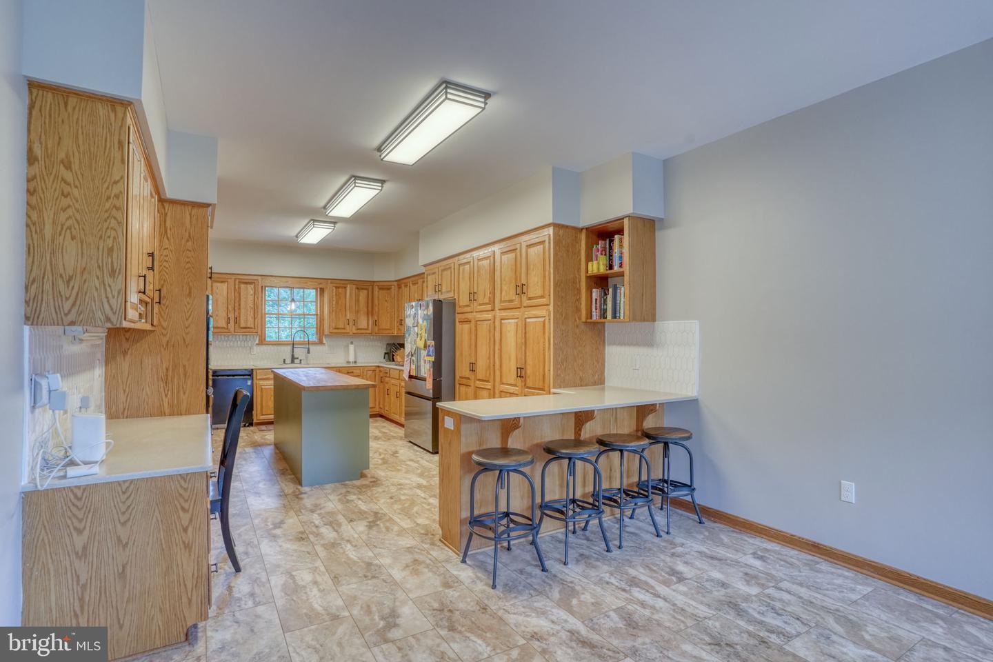5 Pheasant Ln Property Photo 17