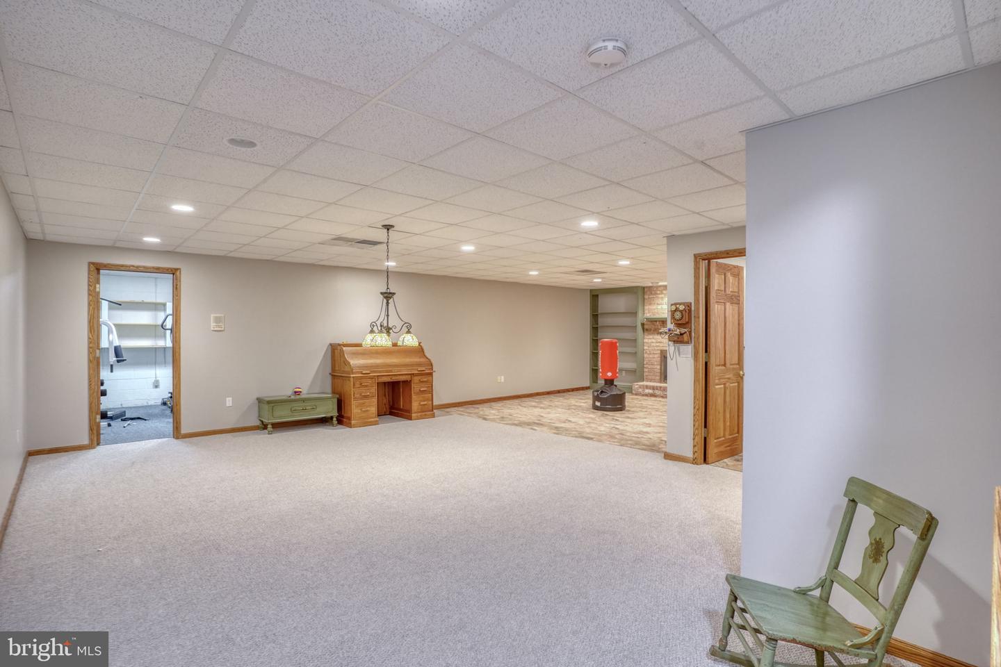 5 Pheasant Ln Property Photo 63