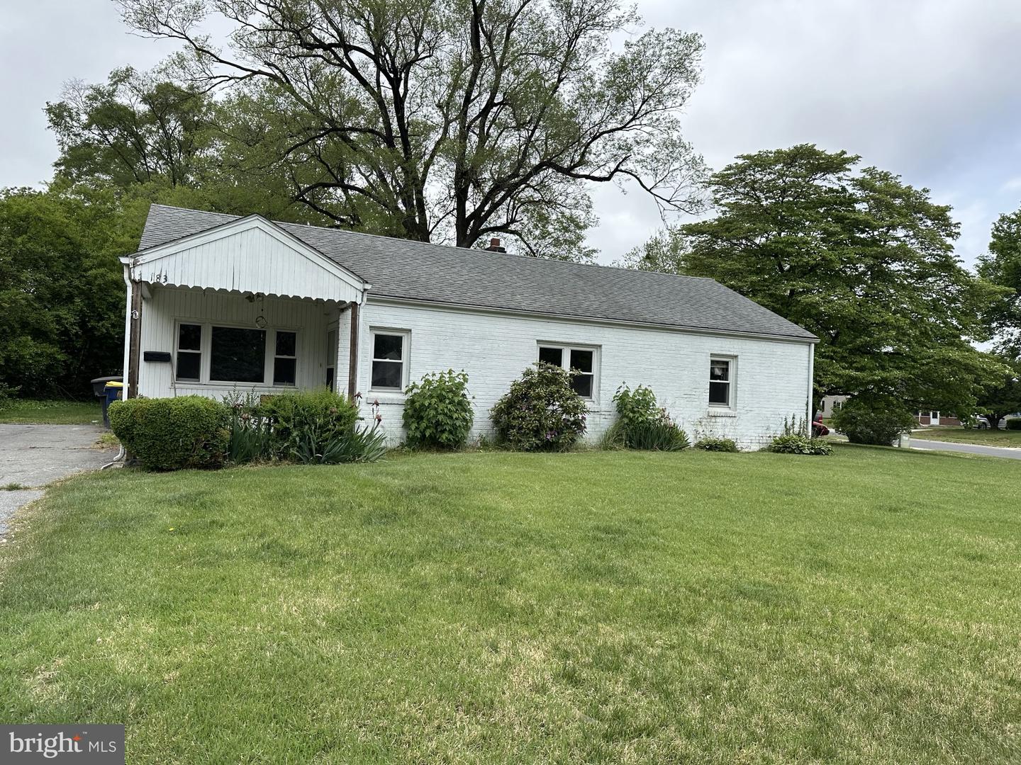 183 ORCHARD AVE Property Photo 1