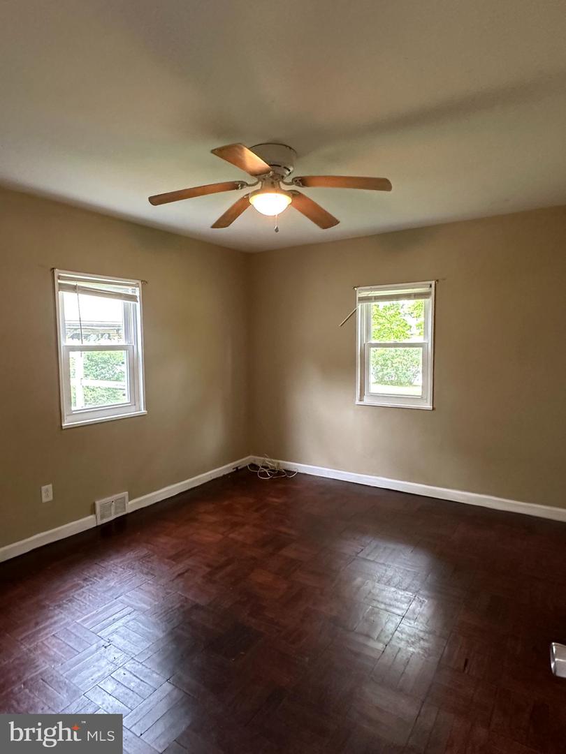 183 Orchard Ave Property Photo 8