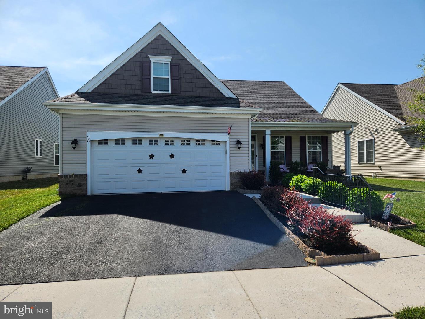 28 Pegasus Ln Property Photo 1