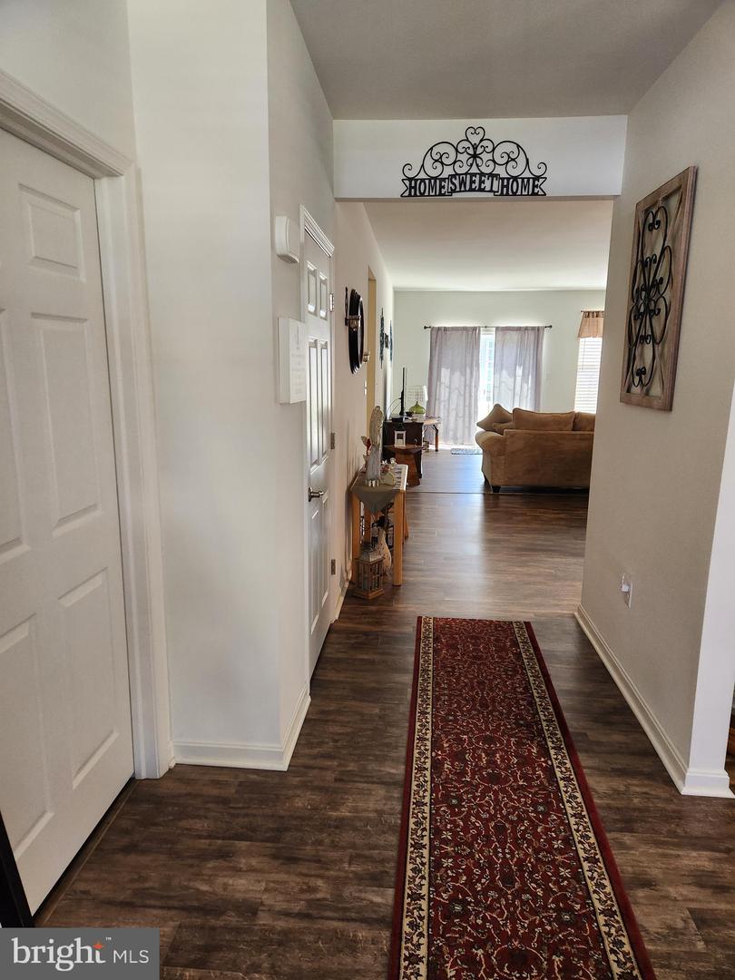 28 Pegasus Ln Property Photo 6