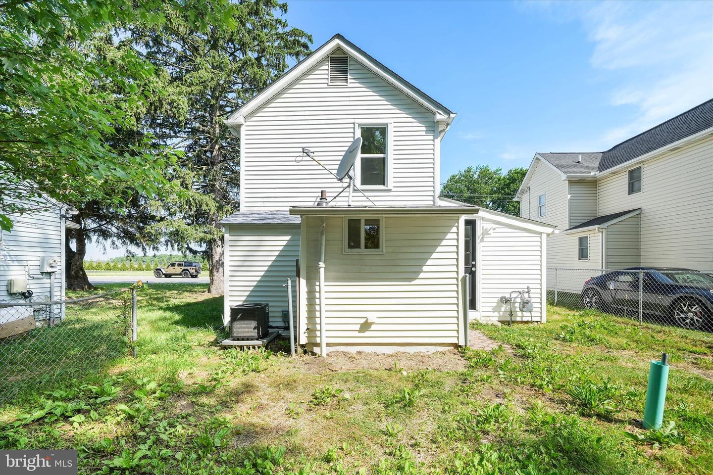 142 Main St Property Photo 31