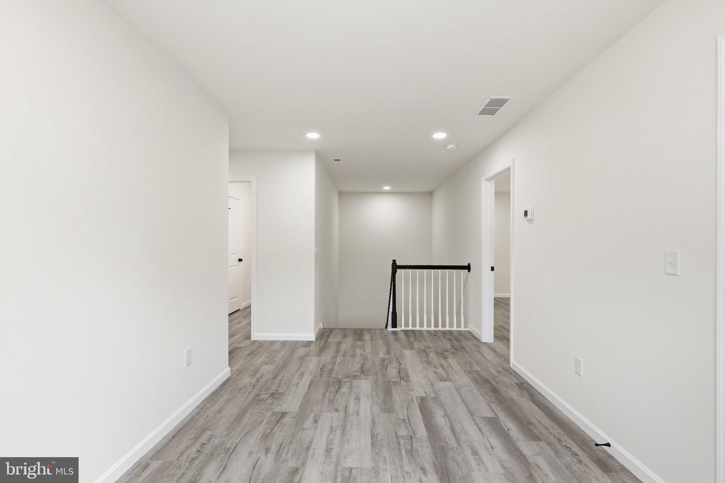 1354 College Rd Property Photo 20