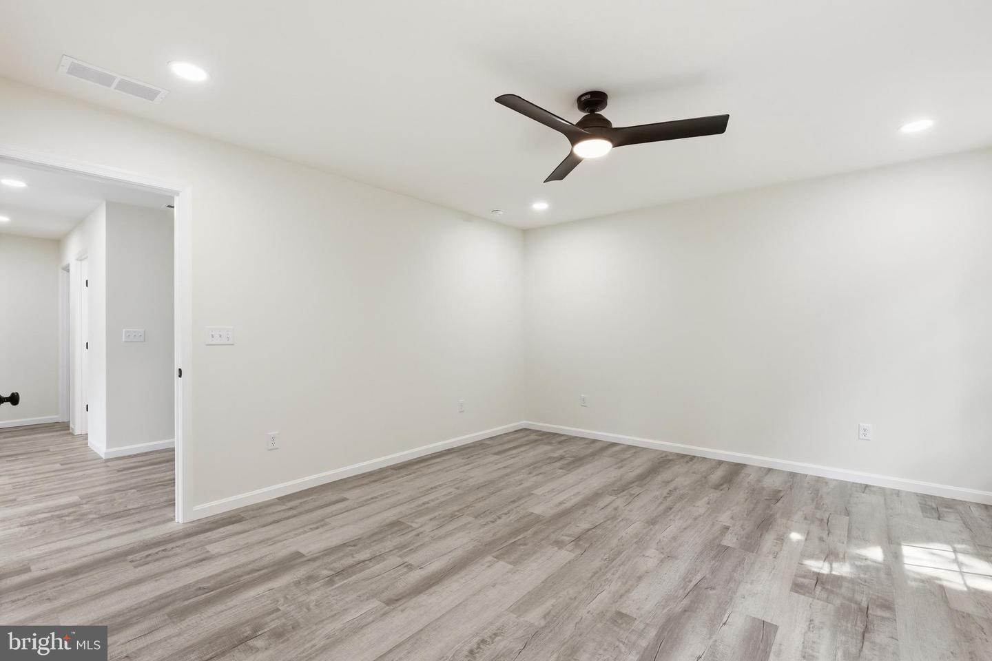 1354 College Rd Property Photo 27