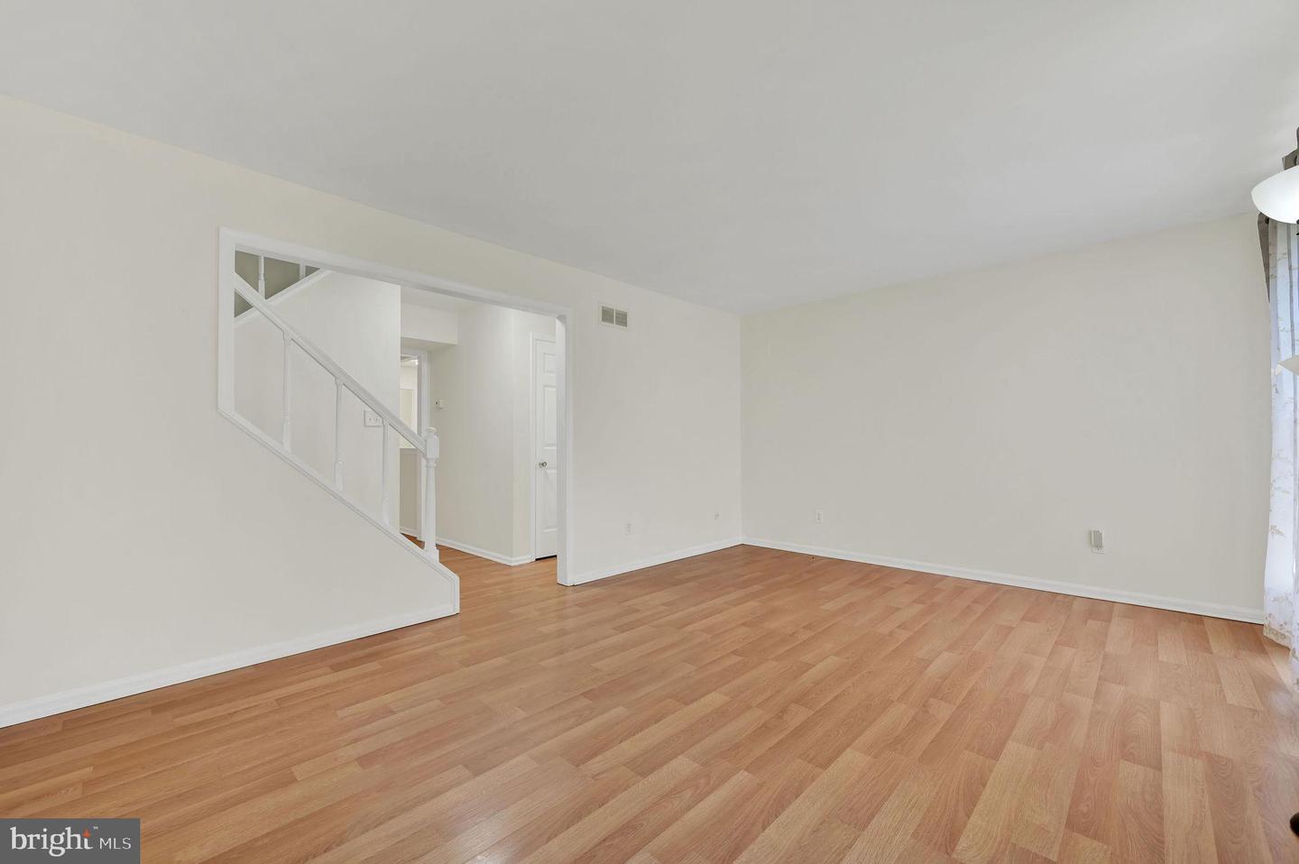 133 Old Forge Dr Property Photo 3