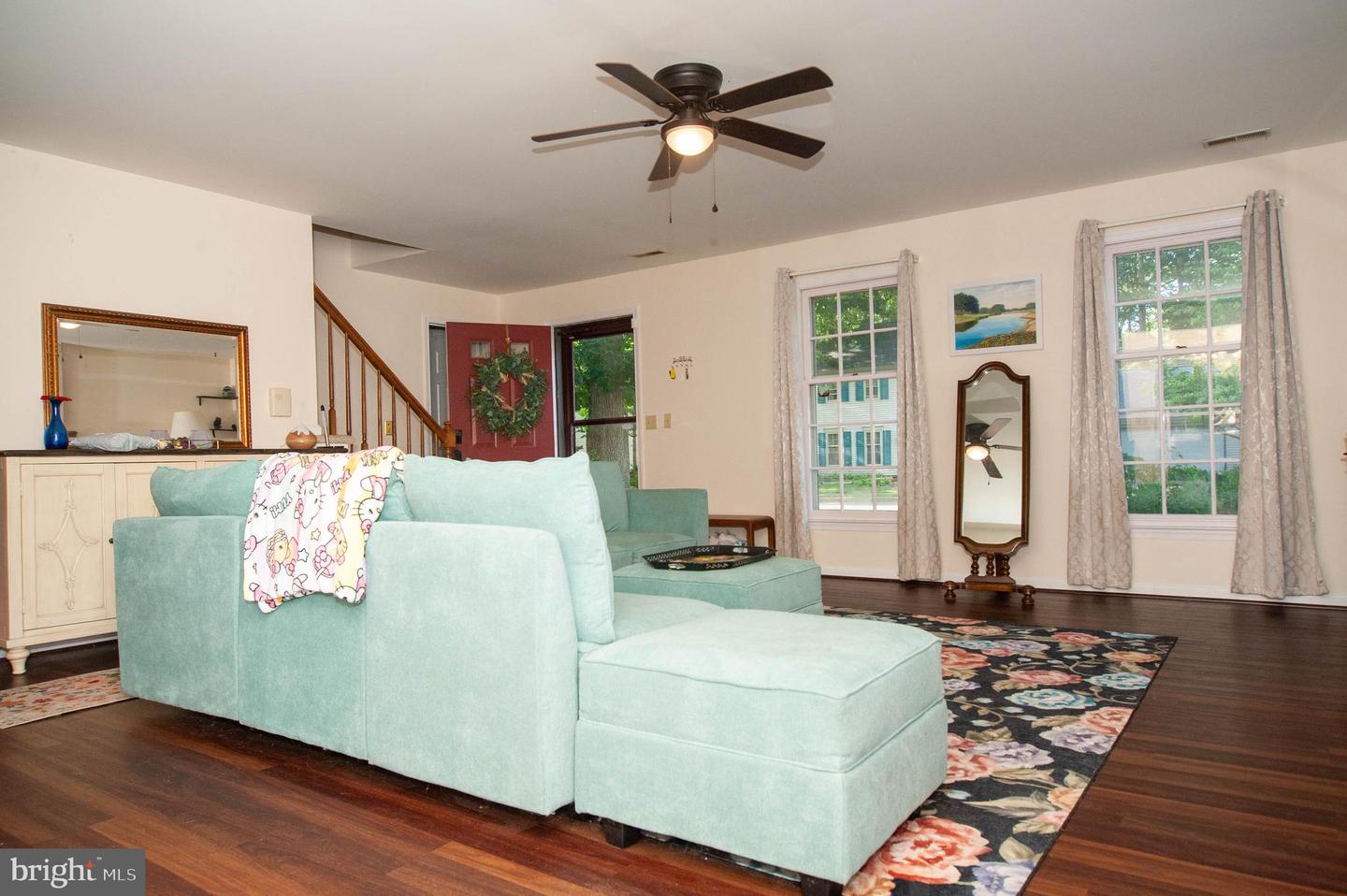 116 Cobblestone Ln Property Photo 6