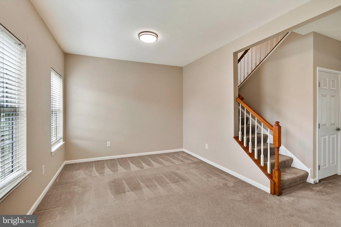 1103 Harvest Grove Trl Property Photo 7