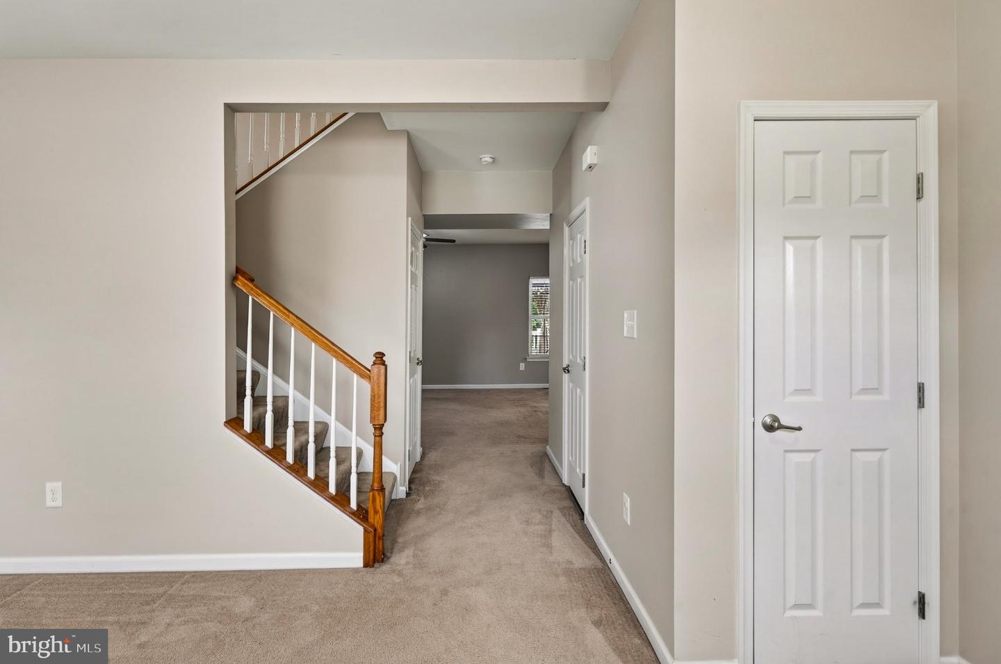 1103 Harvest Grove Trl Property Photo 8