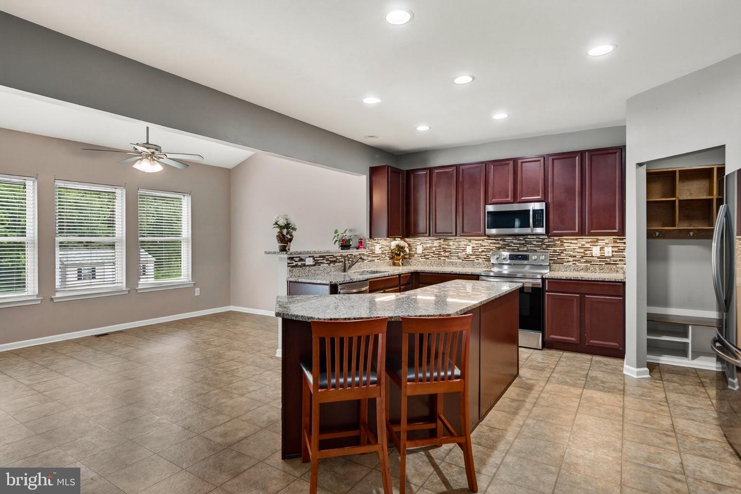 1103 Harvest Grove Trl Property Photo 16