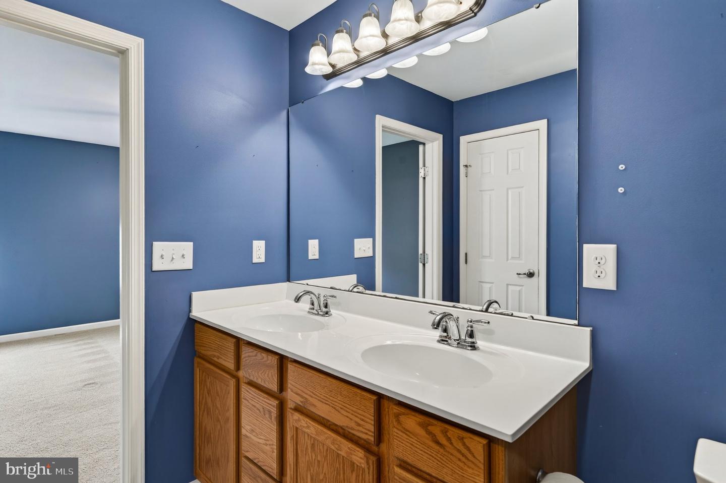 1103 Harvest Grove Trl Property Photo 37