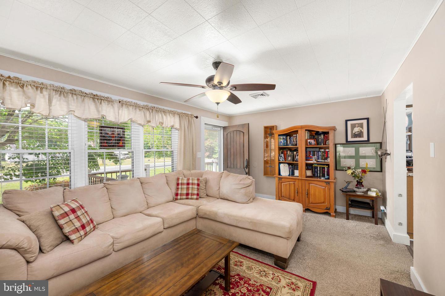 857 Bison Rd Property Photo 6